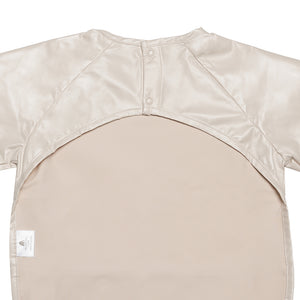 Sleeve Bib