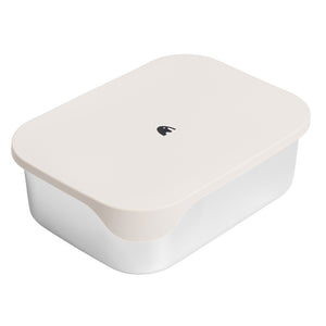 Stainless steel lunchbox with silicone divider